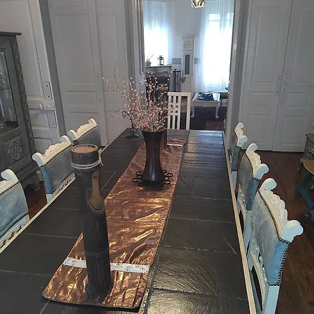 Maison Charmante
